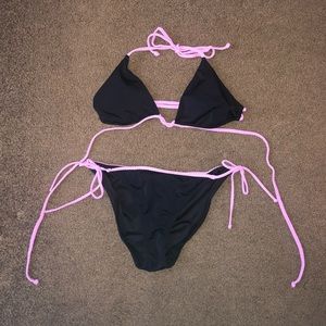 Victoria’s Secret bikini